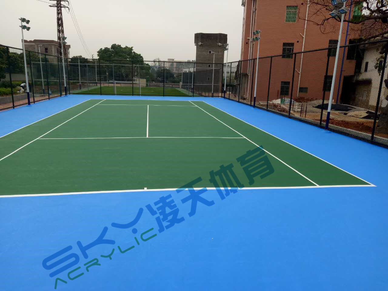 丙烯酸球场案例：广州市增城石迳村丙烯酸网球